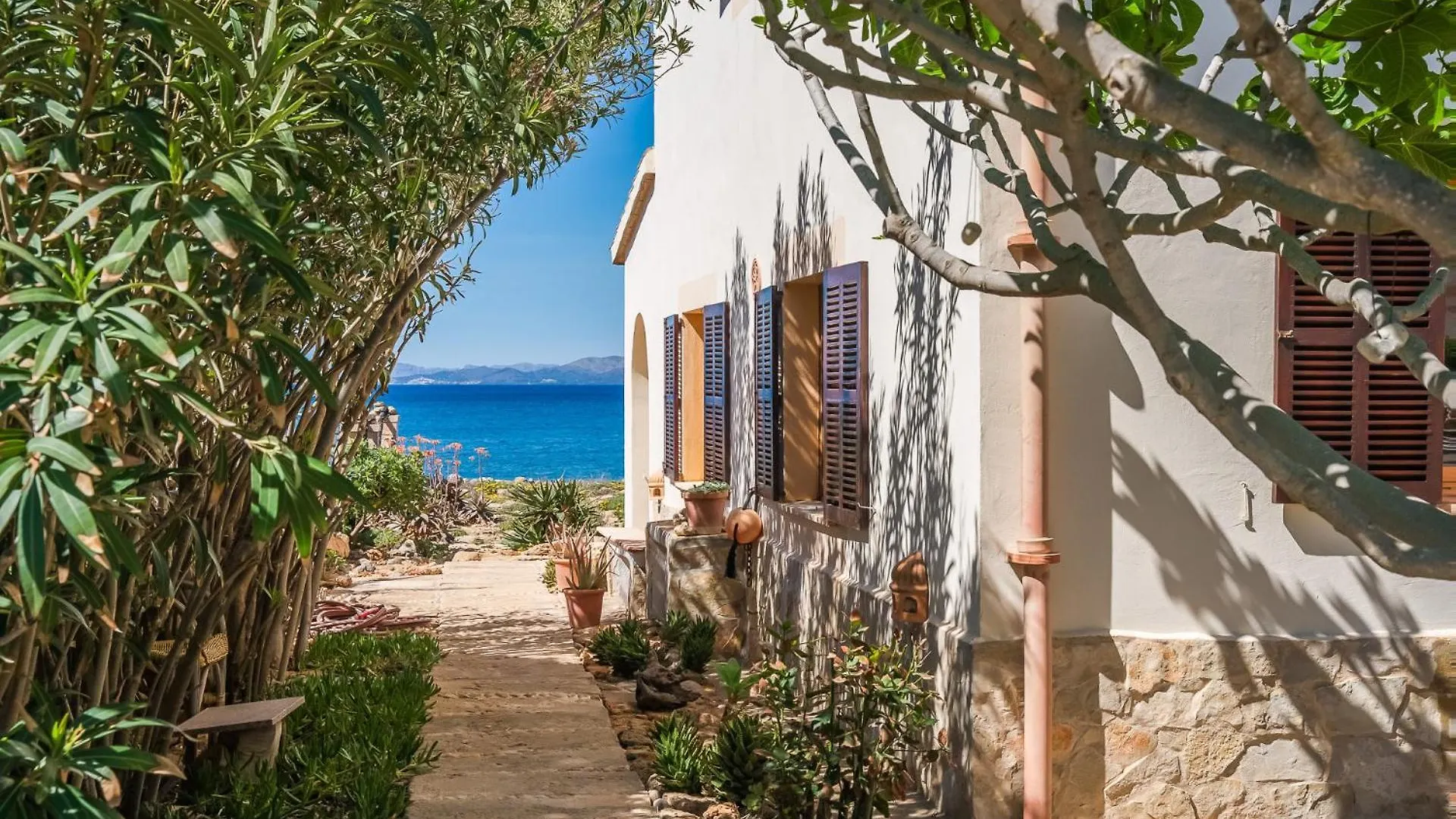 Ideal Property Mallorca - Casa Sa Nau 阿尔塔 0*,  西班牙